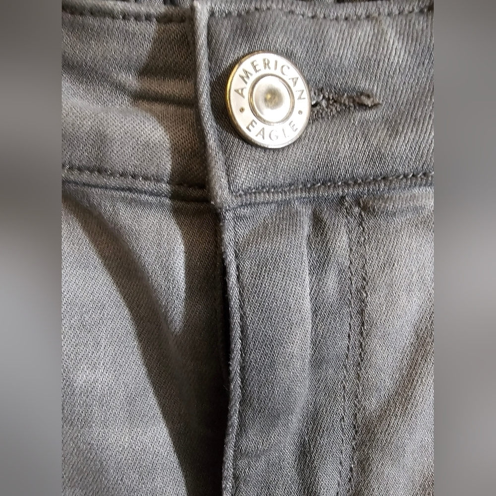 American Eagle Jegging Distressed Gray Women's Jeans - Picture 2 of 9